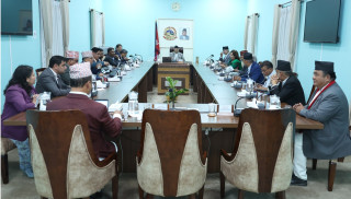 प्रधानमन्त्रीले बोलाए मन्त्रिपरिषद्को आकस्मिक बैठक