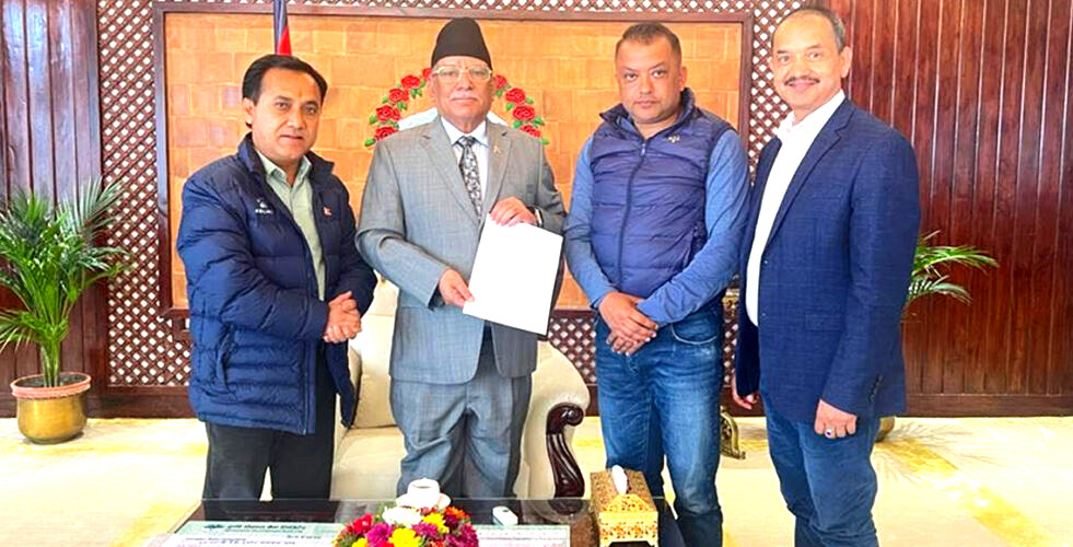 प्रचण्डको प्रस्तावसँगै कांग्रेसमा बदलियो माहौल, एमाले निकै तरंगित