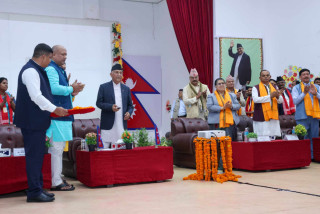 मधेश प्रदेशका ६४ सडकको एकसाथ शिलान्यास गर्दै प्रधानमन्त्री ओली