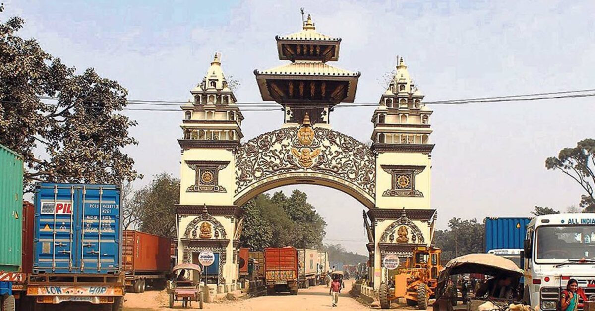 वीरगञ्ज भन्सार: भारतबाट आयात ४ खर्ब ३४ अर्ब, निर्यात ८७ अर्ब