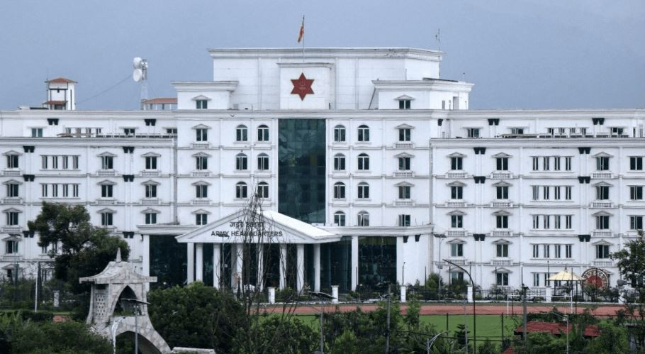 सेनाका सहायक रथी खड्का र मेजर कार्की बर्खास्त, सवा २ करोड भ्रष्टाचार भएको ठहर