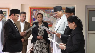 सर्वोच्चका ३ न्यायाधीश र न्याय परिषद् सदस्यले लिए शपथ