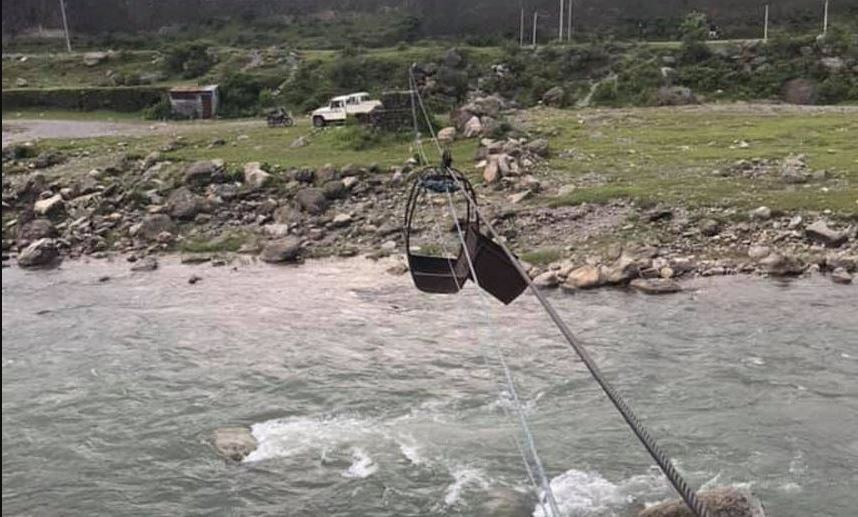 तुइन चुँडिदा महाकालीमा खसेर एकजना बेपत्ता