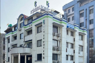 रसुवा बाढी प्रभावितका लागि कामना सेवा विकास बैंक र कर्मचारीद्धारा २५ लाख सहयोग