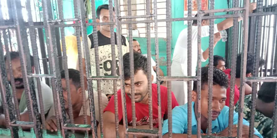 जिल्ला कारागार सिराहामा कैदी बन्दीहरूबिच दोहोरो झडप, १३ जना घाइते
