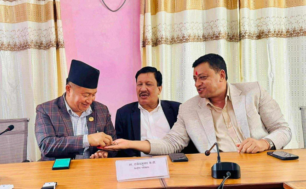 यी हुन् बहादुरसिंह लामाको पक्ष-विपक्षमा देखिएका सांसद(सूचीसहित)
