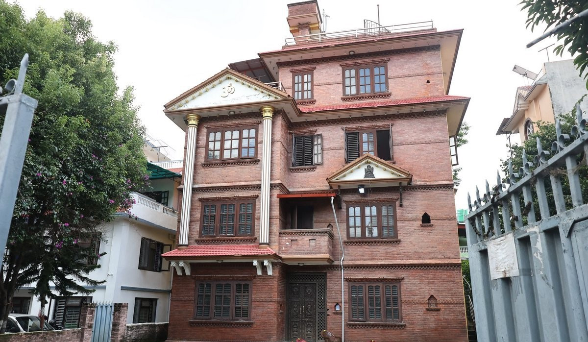 थापागाउँमा धमाधम तयार गरिँदै विद्या भण्डारीको सम्पर्क कार्यालय
