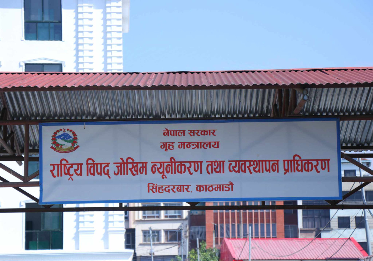 नेपालको एक तिहाई जनसंख्या अझै पूर्वसूचनाबाहिर