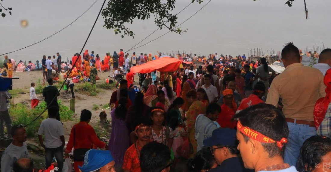 देवघाटमा बोलबम मेलामा डेढ लाख भक्तजन