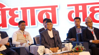 अहिले समय छैन भन्दै ओलीले कर्ण थापालाई दिएनन् फरक मत प्रस्तुत गर्न