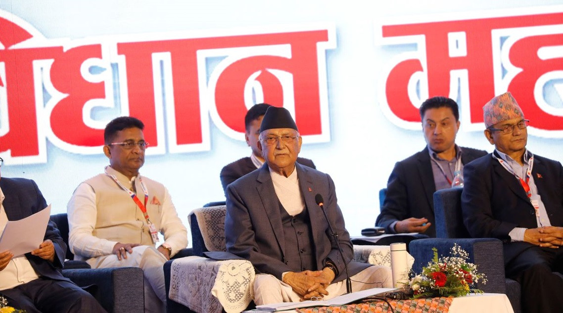 अहिले समय छैन भन्दै ओलीले कर्ण थापालाई दिएनन् फरक मत प्रस्तुत गर्न
