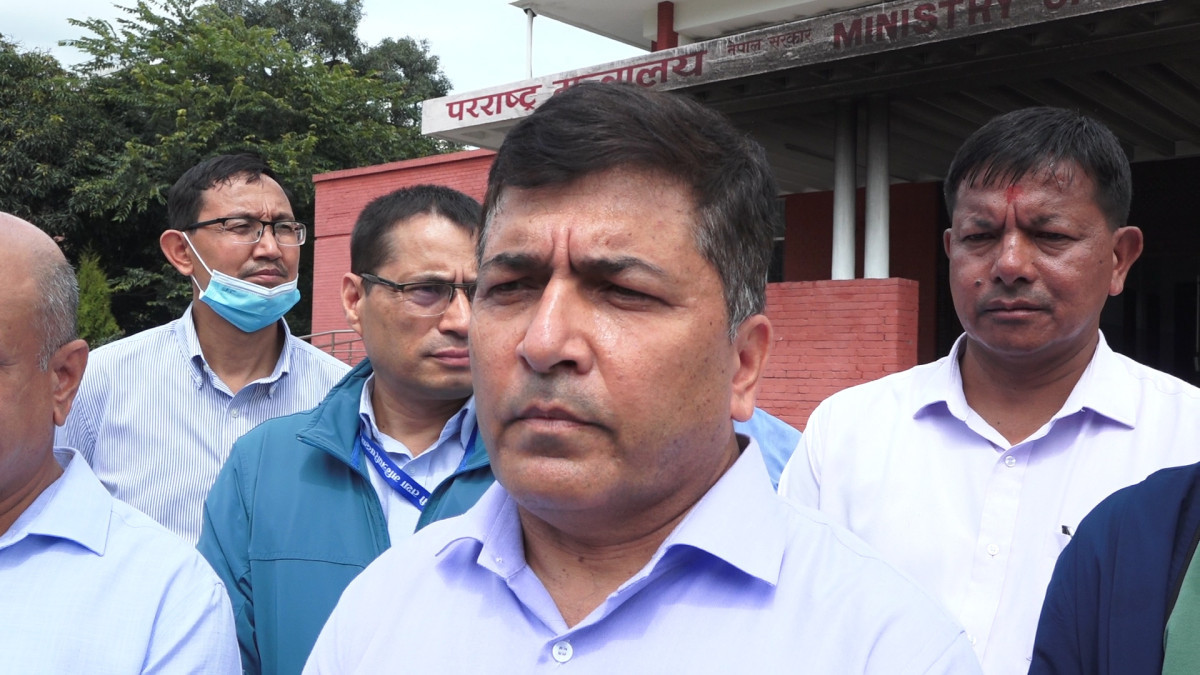 मुख्यसचिव अर्याल भन्छन्ः ‘जेनजीको मागअनुसार बन्ने नागरिक सरकारसँग काम गर्न ब्युरोक्रेसी तयार छ’