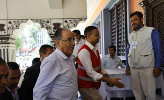 माओवादी केन्द्रीय समिति बैठकको दोस्रो दिन,  टोली नेताहरूले धारणा राख्ने