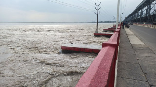 वर्षा रोकिएसँगै सप्तकोशी नदीको वहाव घट्दो