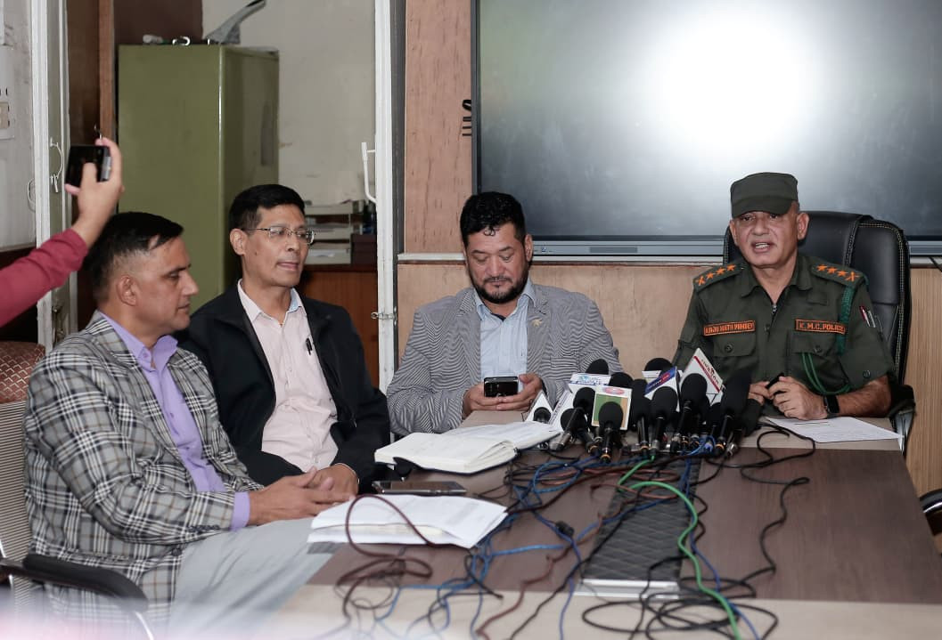 काठमाडौं महानगरले तोक्यो तिहारमा फूल, माला  बिक्री गर्ने ३२  स्थान  (सुचिसहित)