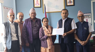 गोरखामा जेनजी आन्दोलनका शहीद परिवारलाई राहत रकम वितरण