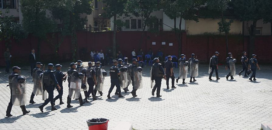 कांग्रेस केन्द्रीय समिति बैठकमा सुरक्षा व्यवस्थामा कडाइ, देउवा पहिलोपटक सहभागी हुँदै