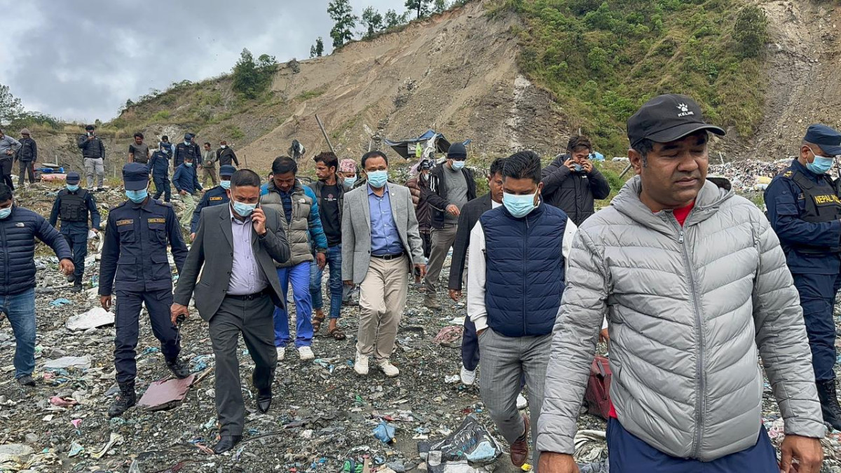 काठमाडौंको फोहोर समस्या: शहरी विकासमन्त्री घिसिङको बञ्चरेडाँडा अनुगमन (तस्बिरहरू)