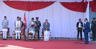 राष्ट्रपति पौडेलद्वारा मधेस प्रदेशका नवनियुक्त प्रदेश प्रमुख कर्णलाई शपथ