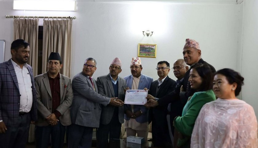 नेपाली कम्युनिस्ट पार्टीले आयोगबाट लियो दल दर्ताको प्रमाणपत्र