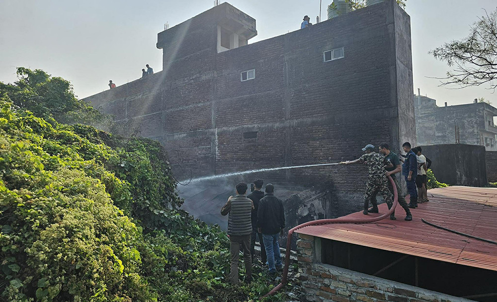 विराटनगरमा ‘भीषण’ आगलागी, नियन्त्रणको प्रयास जारी