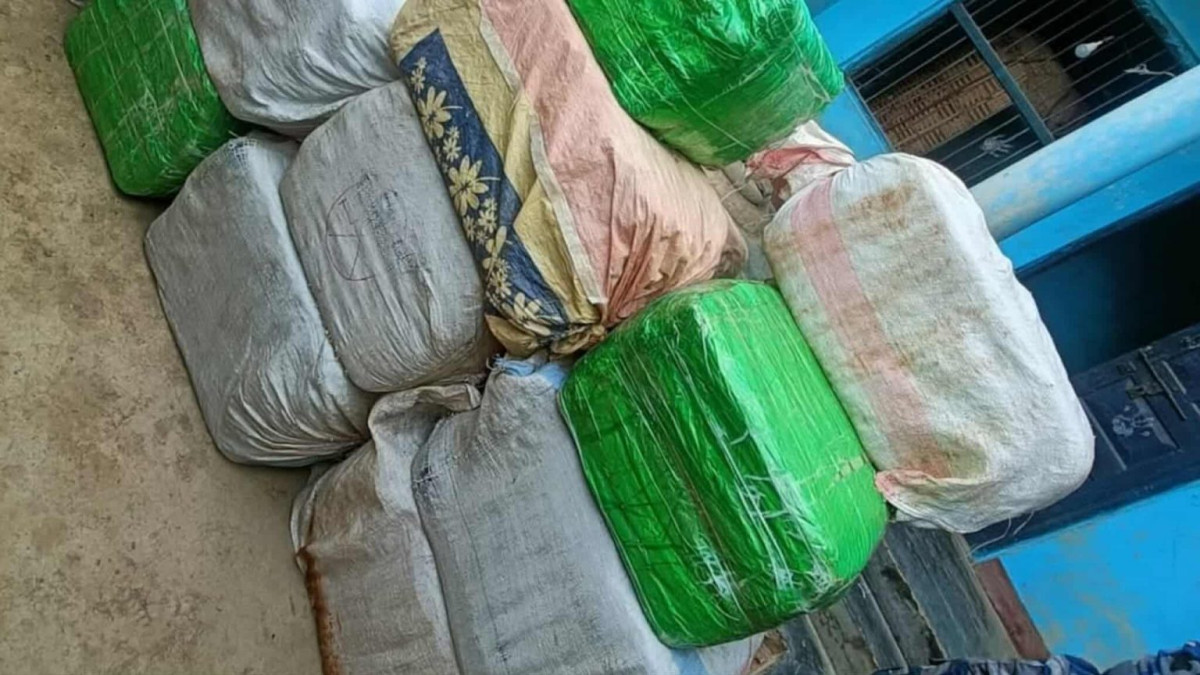 सर्लाही रेडक्रसको एम्बुलेन्समा गाँजा तस्करी