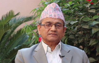 चुनाव नलड्ने एमाले नेता युवराज ज्ञवालीको घोषणा