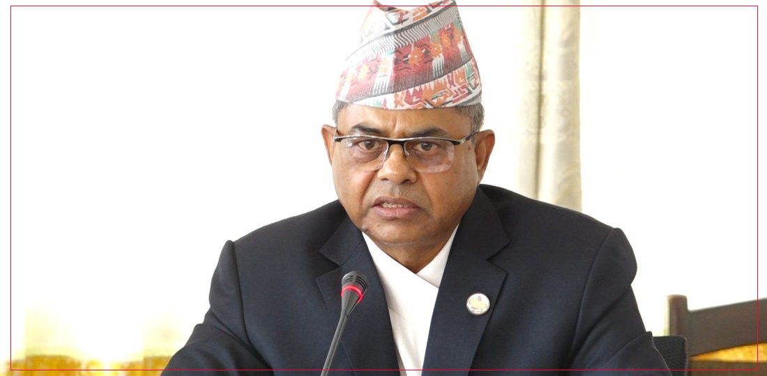 प्राधिकरणका कर्मचारीलाई मन्त्री सिन्हाको निर्देशनः दुई महिनाभित्र विमानस्थलको सेवा सुधार गर्नूस्