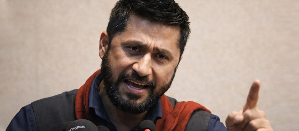 रवि लामिछानेले वारेसबाट दर्ता गरे उम्मेदवारी