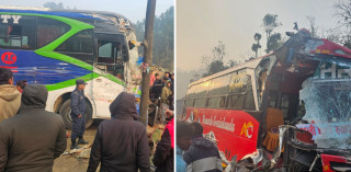 धादिङमा दुई यात्रुबस ठोक्किँदा पाँच जना घाइते
