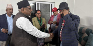 रेनु दाहाललाई समर्थन गर्दै बिकले दिए उम्मेदवारी फिर्ता