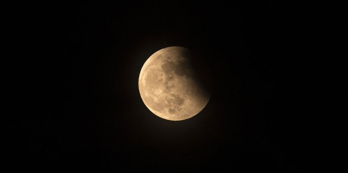 आज दुर्लभ प्रकारको खण्डग्रास चन्द्रग्रहण लाग्दै, कसरी लाग्छ सूर्य र चन्द्रग्रहण?