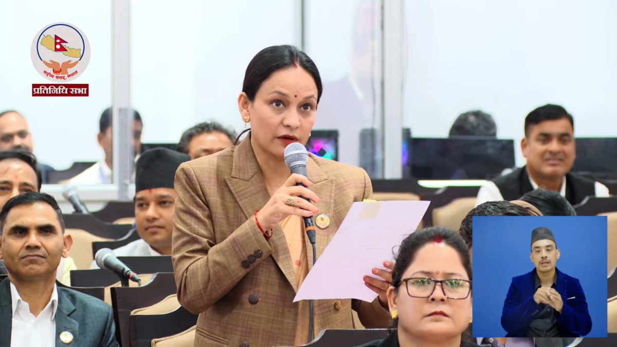 बाढीमा बेपत्ता शिक्षककी श्रीमतीलाई रोजगारी दिन सांसद भण्डारीको माग