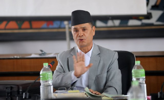 चोलेन्द्र शमशेर जबरासहित ६ जनाको घरमा छापा