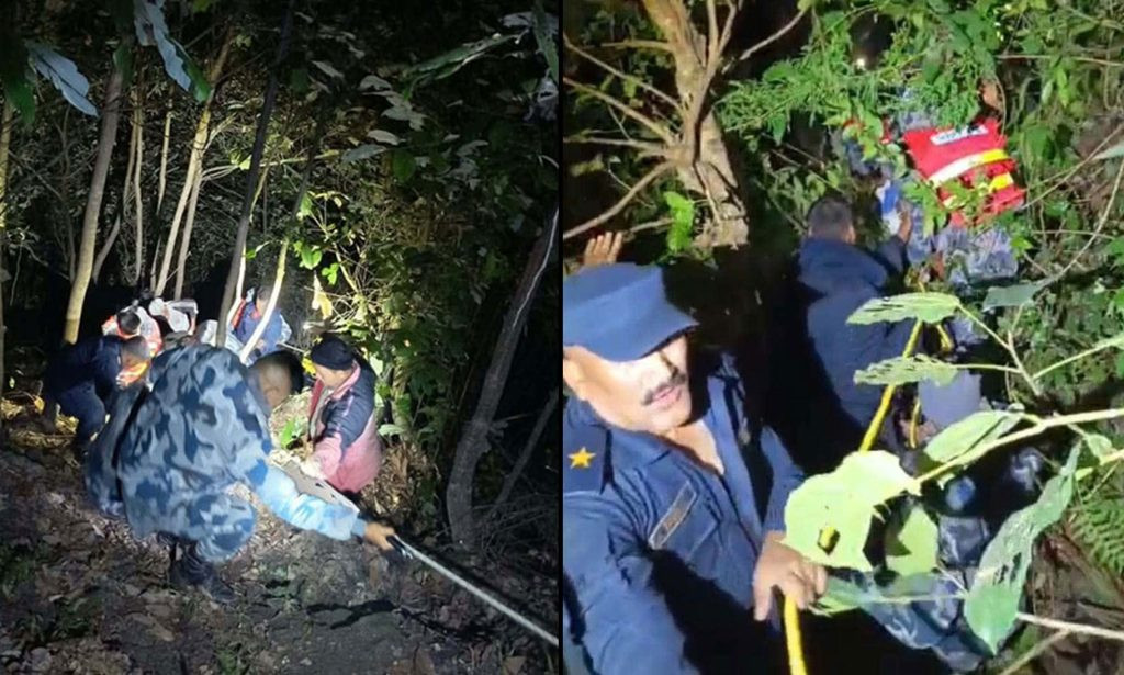 काभ्रेको सेल्फीडाँडामा माइक्रो बस भीरबाट खस्यो