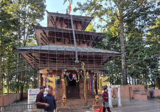 हेटौँडाको बस्ती  विकाससँग जोडिएको नागस्वतीस्थित वनदेवी मन्दिर